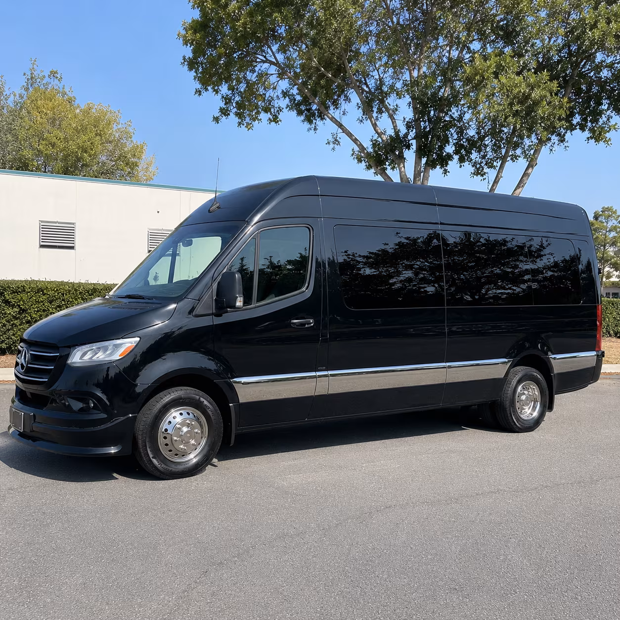 hartford 10 passenger sprinter van