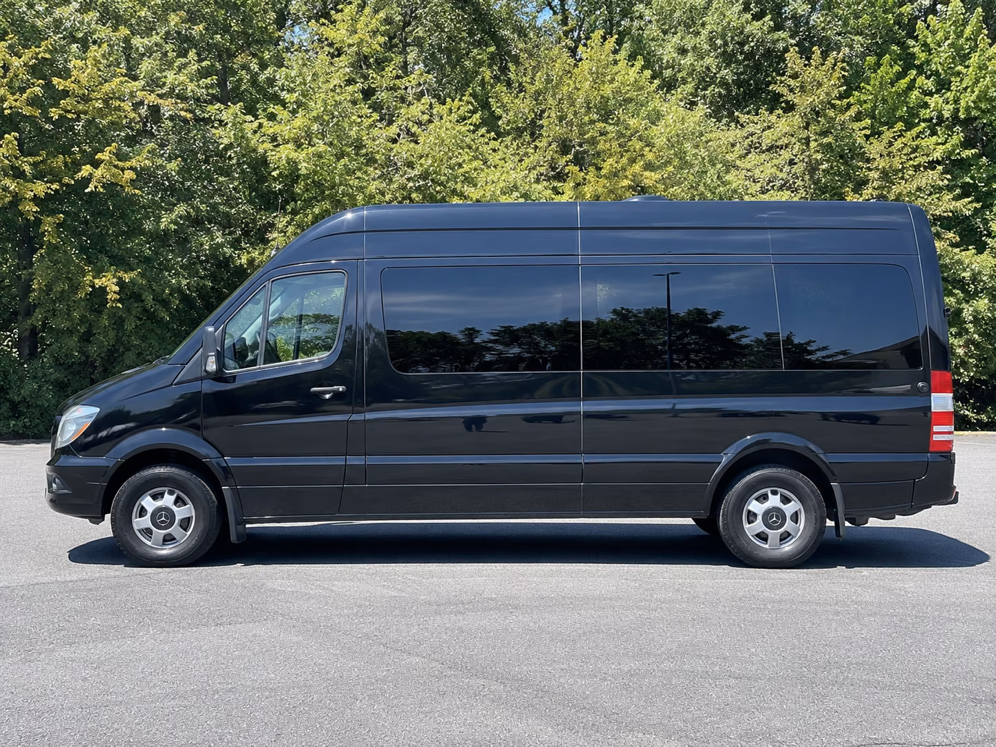 hartford employee shuttle van service