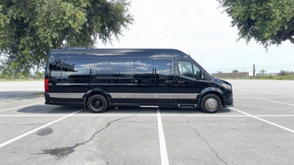 sprinter limousine hartford